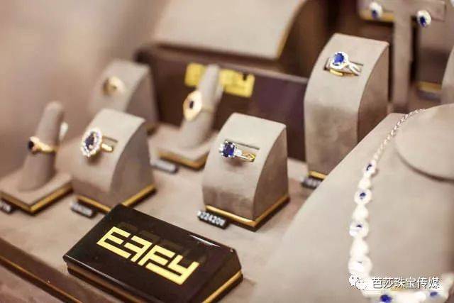 珠寶腕表那些事 | 圣誕剁手季不東奔西跑，一家店網盡世界珠寶！
